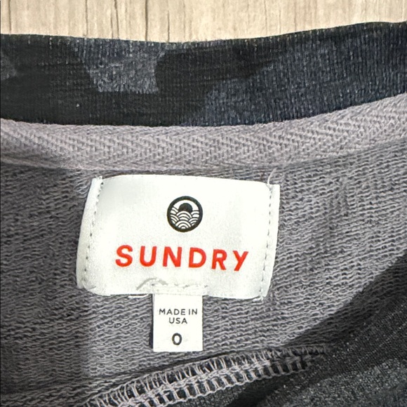 Sundry Women’s Camo Long Sleeve Shirt - Picture 2 of 4